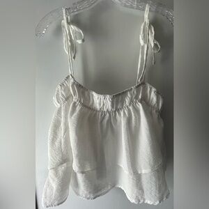 &MERCI PRETTY WHITE FLOWY CROP BLOUSE TOP IN WHITE W/ TIE STRAPS - LADIES SIZE L